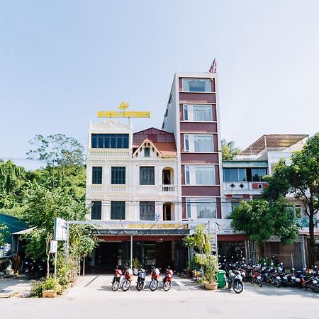 Hg Hostel Provide Tours & Motorbikes ハザン エクステリア 写真